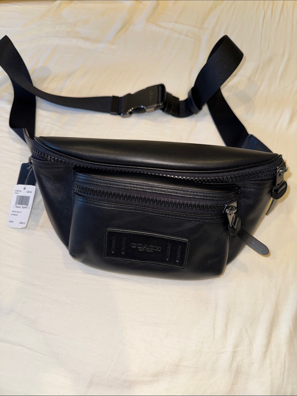 Coach Black Leather Men’s Belt Bag with Front Zip Pocket